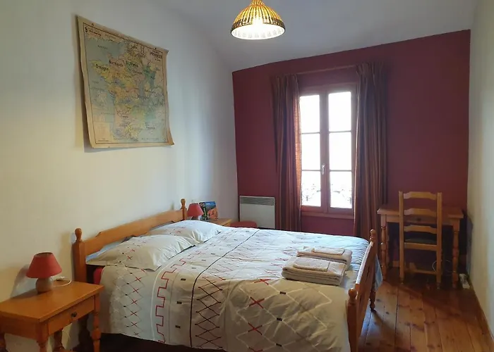 Le Logis De La Tour